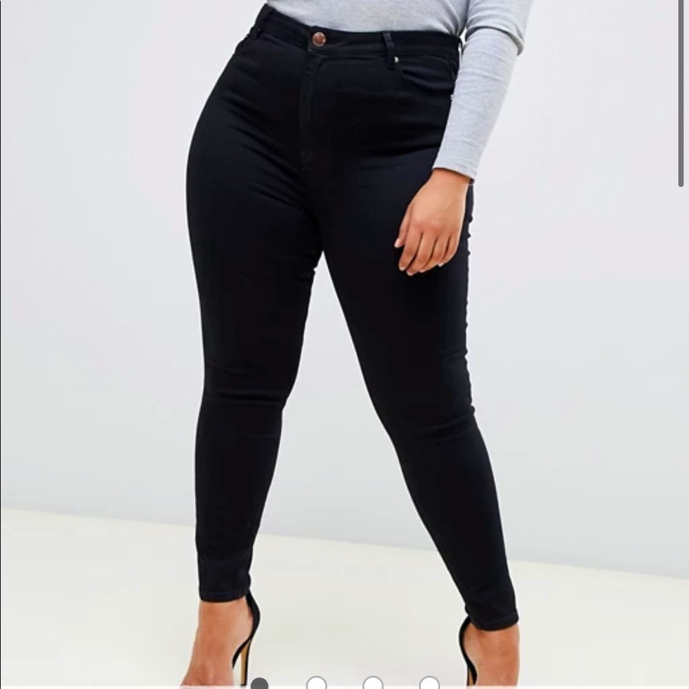 ASOS Curve Ridley Skinny Jean in Clean Black
